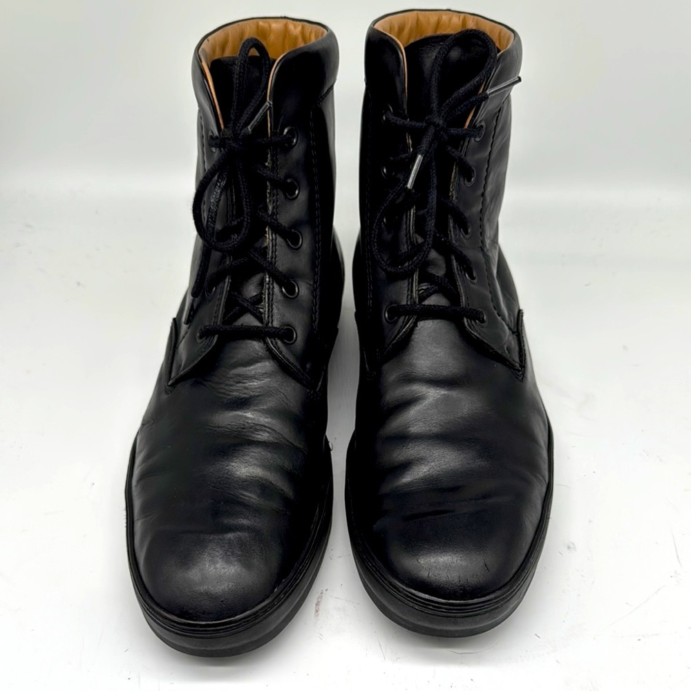 Tod’s black leather boots 9 1/2